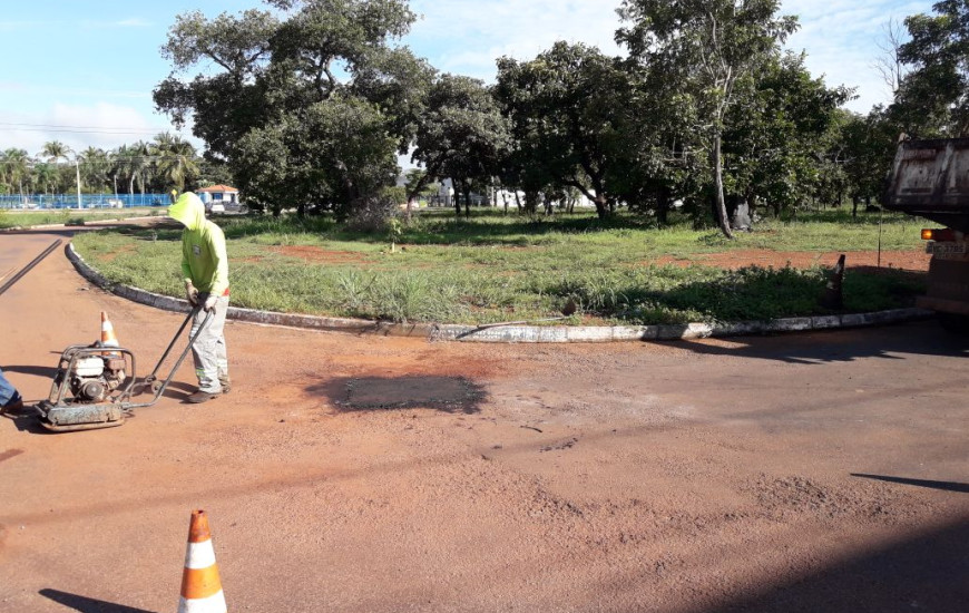 Operação acontece em vários pontos da capital