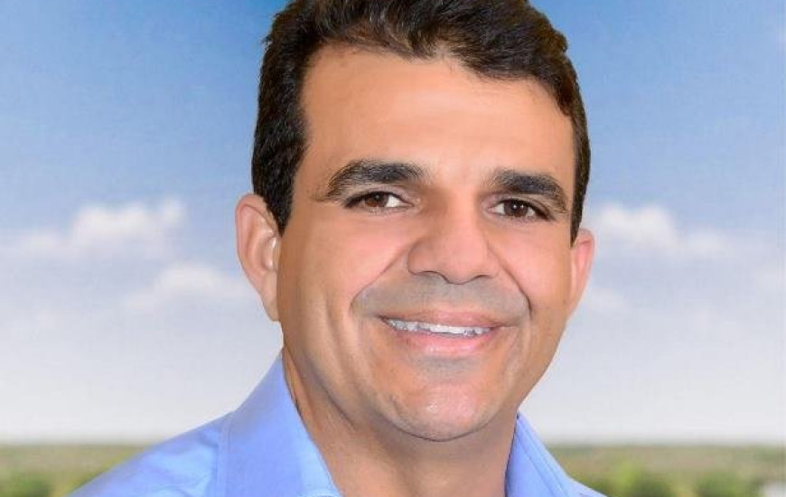 Prefeito nega acusações