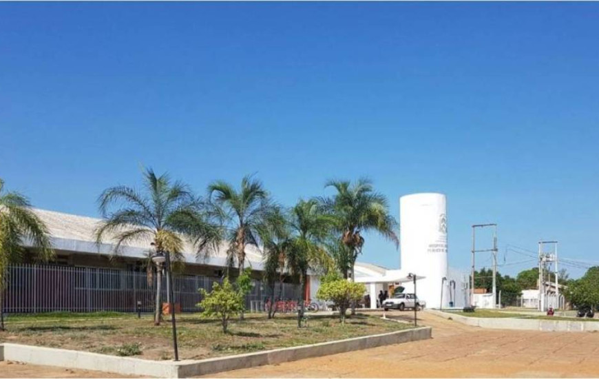 Homens teriam atirado contra hospital.