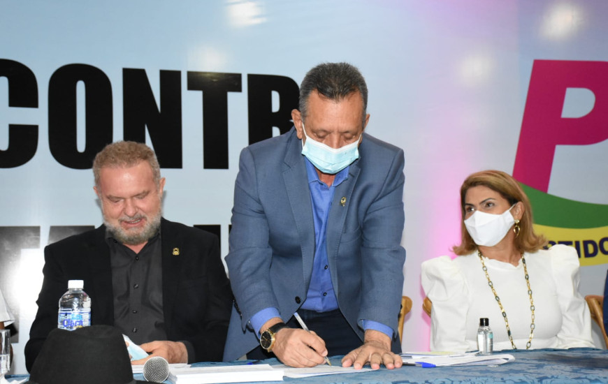 Antonio Andrade se filiou ao partido nesta quinta-feira, 12