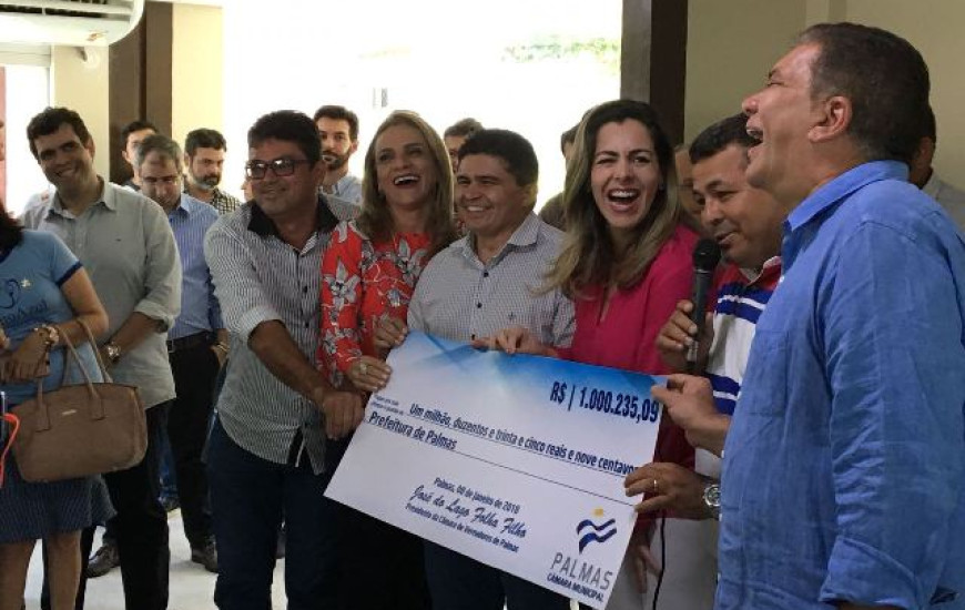 Entrega do cheque