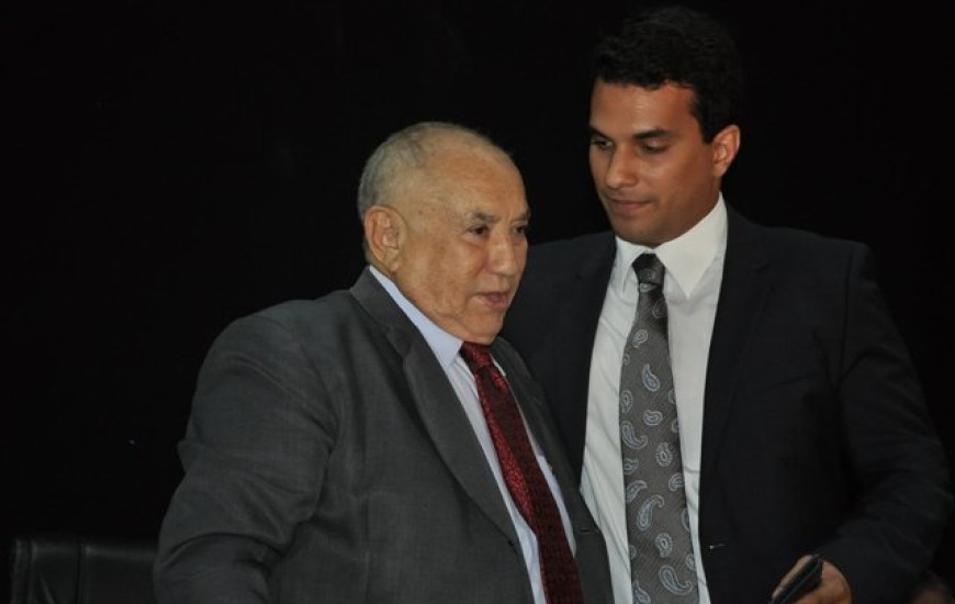 Governador da posse a Irajá