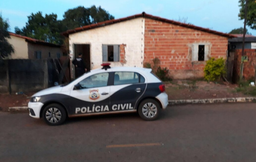 Suspeito foi encontrado em casa, dormindo