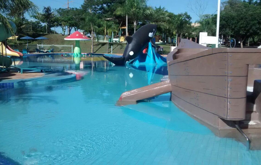 Piscinas passaram por limpeza após danos causados por chuvas