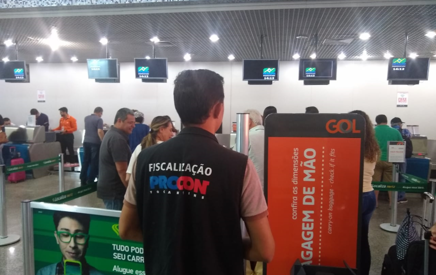 Autuação ocorreu após denúncias de consumidores.