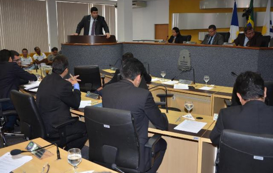 Vereadores prorrogam prazo para votação da LOA