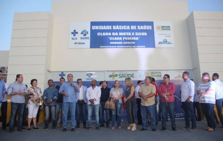 Prefeito entrega obras à comunidade de Gurupi