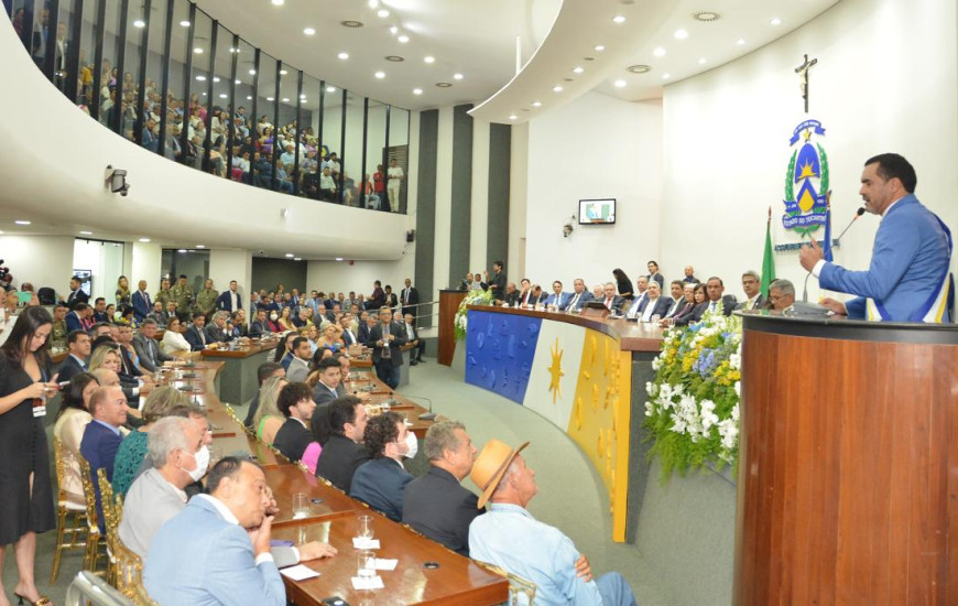 Wanderlei durante seu discurso de posse