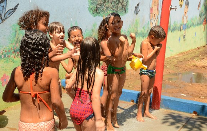 Alunos do Cmei Aconchego participam de atividade