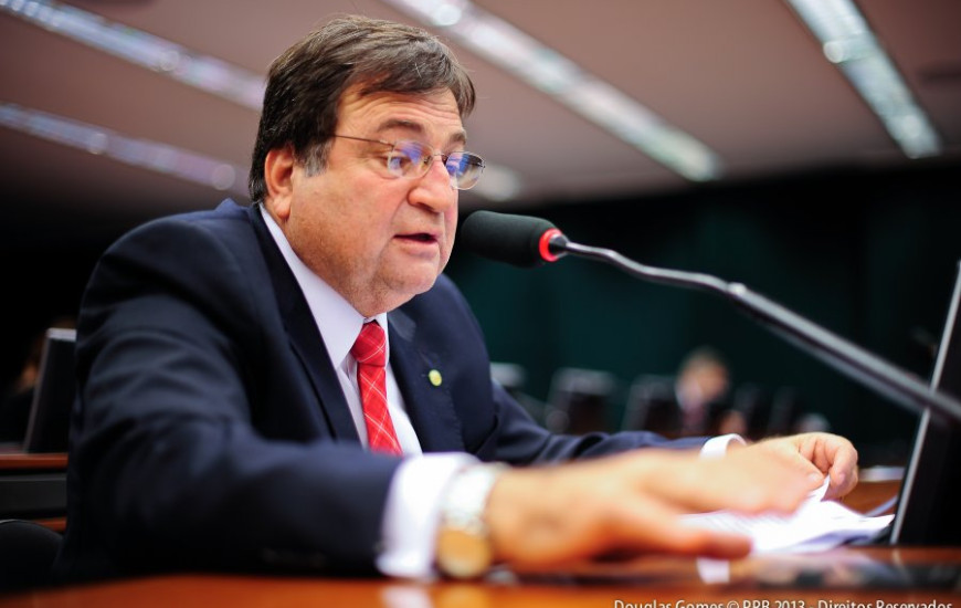 César Hallum