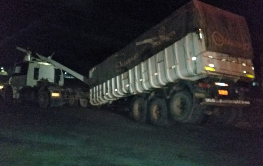 O acidente foi na marginal esquerda da Rodovia BR 153, sentido Norte-Sul