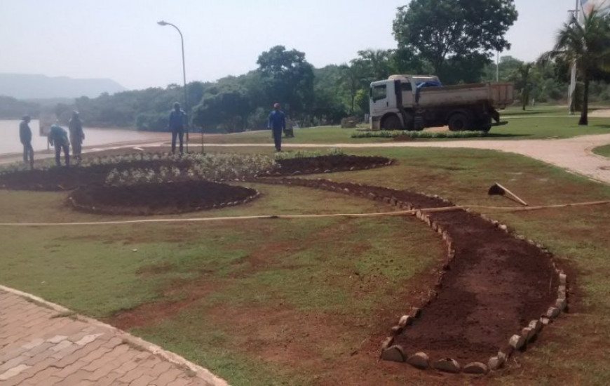 Servidor trabalhava em jardim no Parque Cesamar