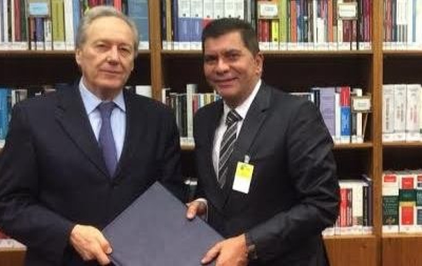 Ministro e prefeito se encontraram ontem