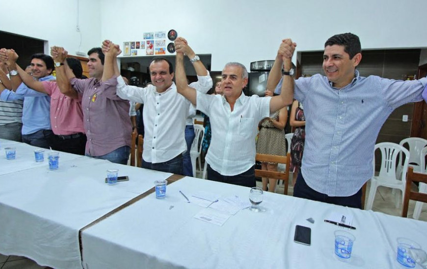 Parlamentares anunciam apoio a Joaquim Maia