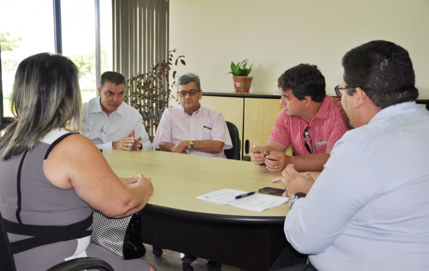 Secad recebe representantes do Sindessto