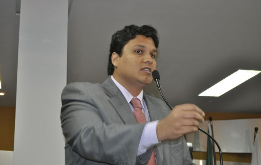Andrino acusou Iratã de não pagar IPTU