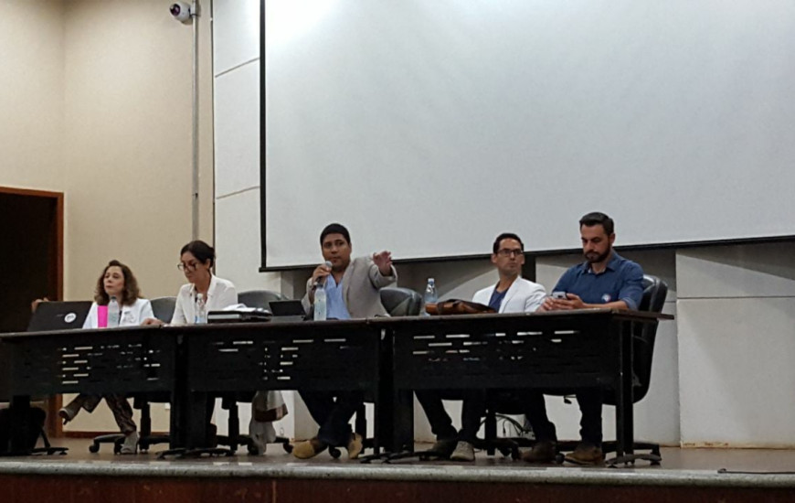 Candidatos a diretoria no debate que aconteceu no auditório Cuíca na UFT