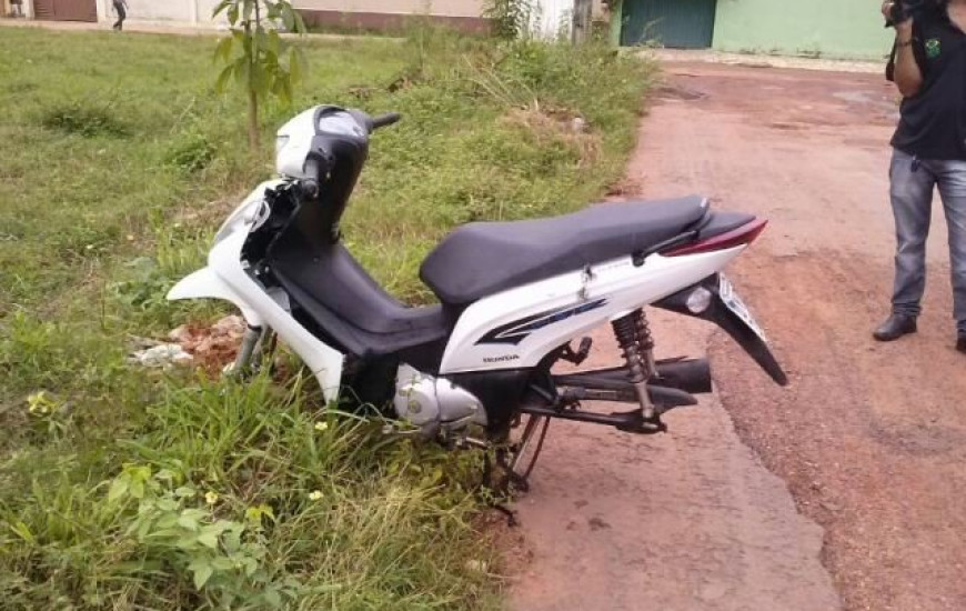 Moto furtada é localizada