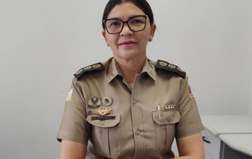 Com 25 anos de carreira, Alaídes é a mulher mais antiga da PM.