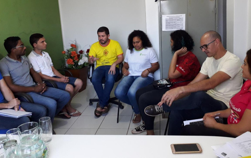 Reunião entre o prefeito Padre Gleibson e representantes do IFTO