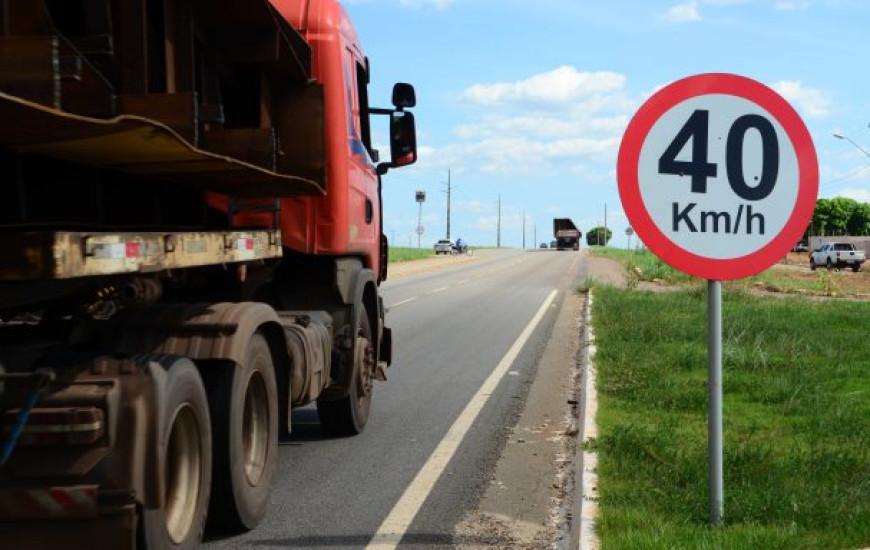 Motoristas devem ficar atentos às regras 