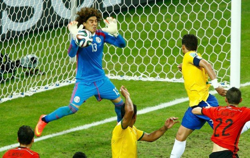 Goleiro mexicano foi o melhor em campo