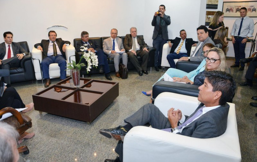Reunião foi realizada nesta 3ª