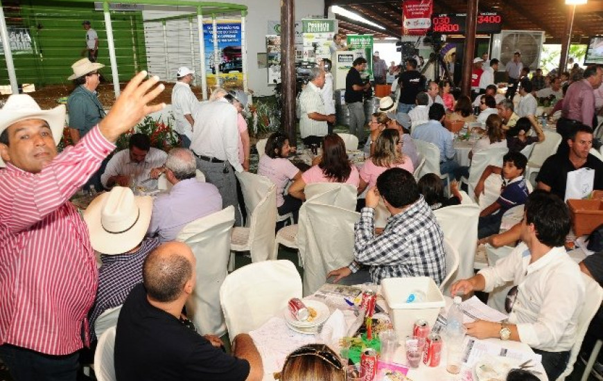 Leilão Pecuária Solidária