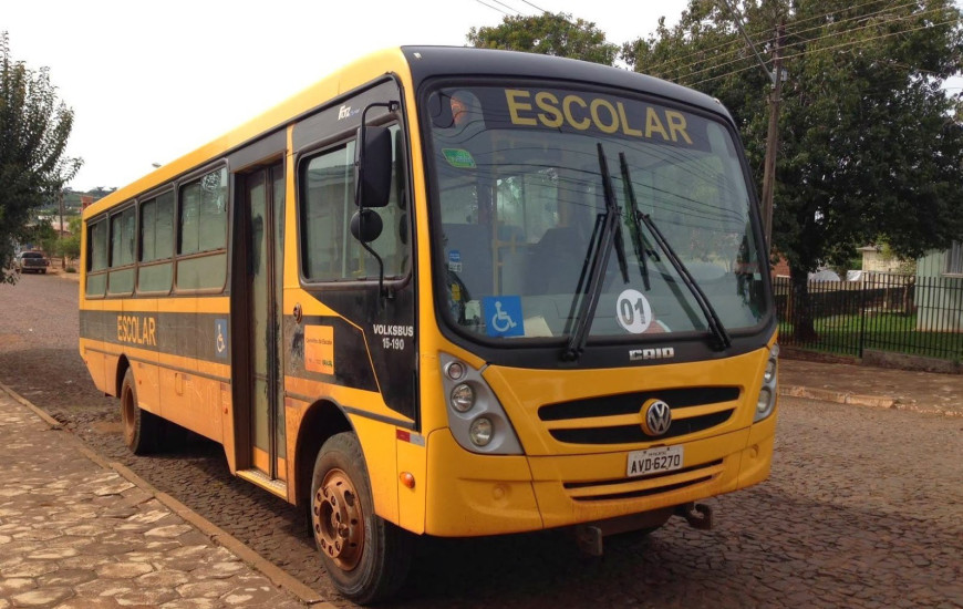 Alunos da zona rural de Peixe não conseguem frequentar a escola.