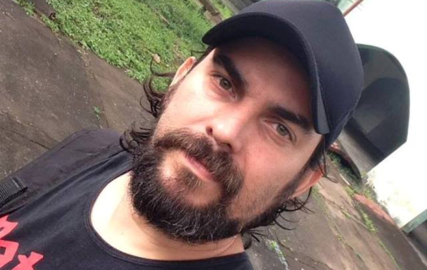 André Pedreira foi atingido no braço e encaminhado ao HRA