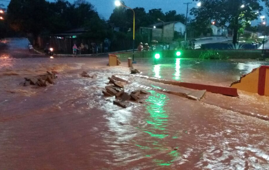 O temporal já era esperado, após alerta do Inmet