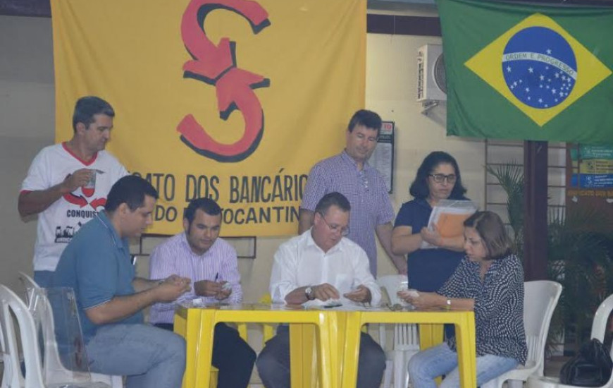 Categoria decidiu pela greve em assembleia geral