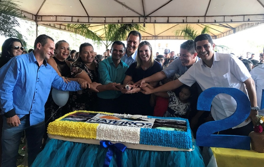 Aniversário de Mateiros é comemorado com entrega de benefícios a população