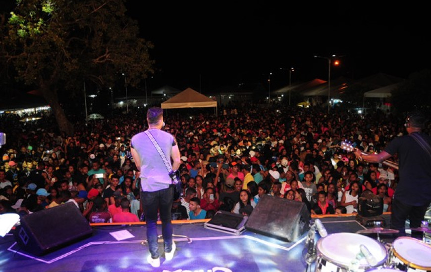 Festividades foram encerradas com show de Chicabana