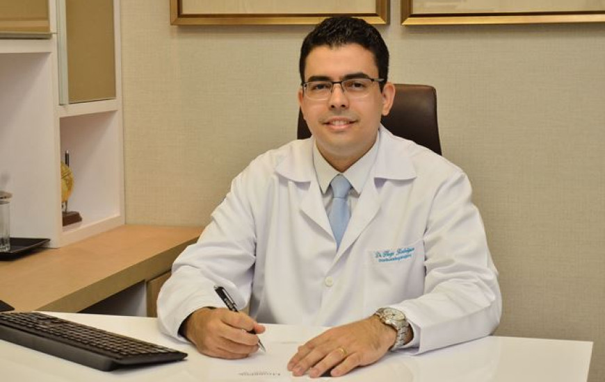 Hugo Rodrigues é médico e alerta sobre cuidados com a voz