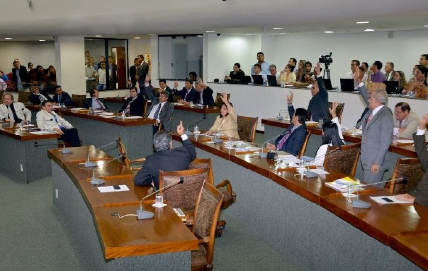 15 deputados foram contra mas Mesa só registrou 13