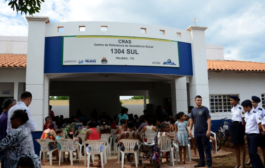 O prédio recebeu pintura nova, reforma no forro e no telhado e outros reparos.