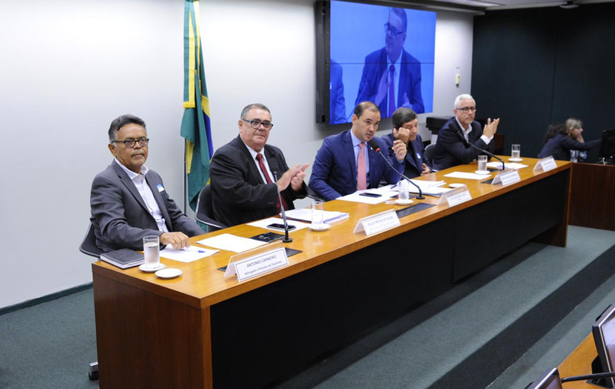 A PEC segue para promulgação de sessão solene no Congresso Nacional