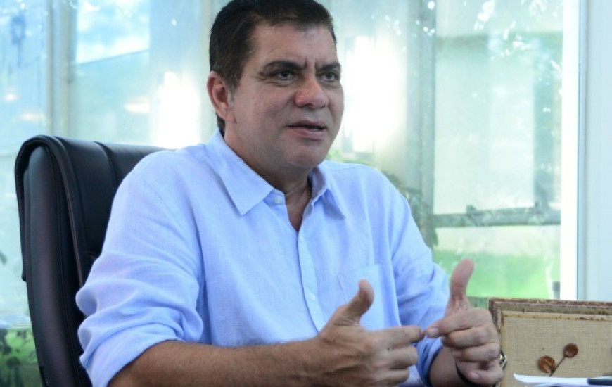 Prefeito de Palmas, Carlos Amastha