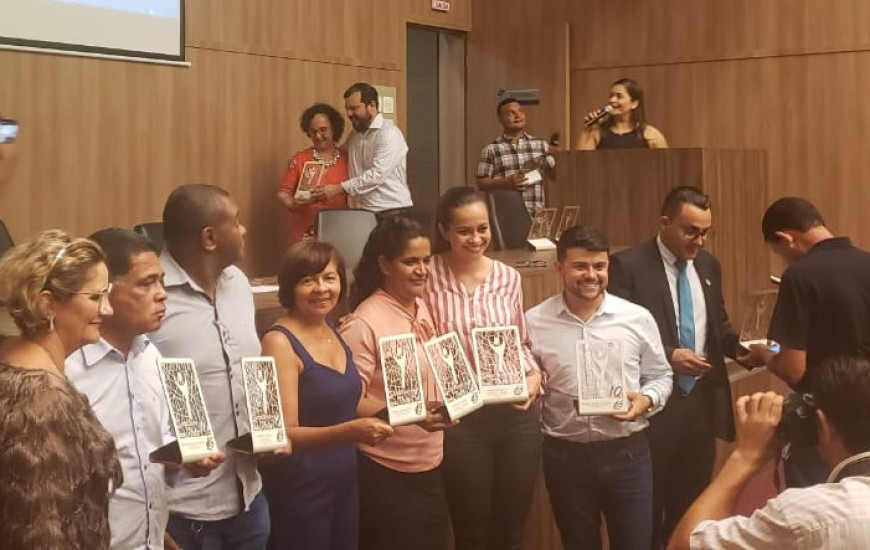 Secretários municipais de Saúde recebem prêmio Nota 10