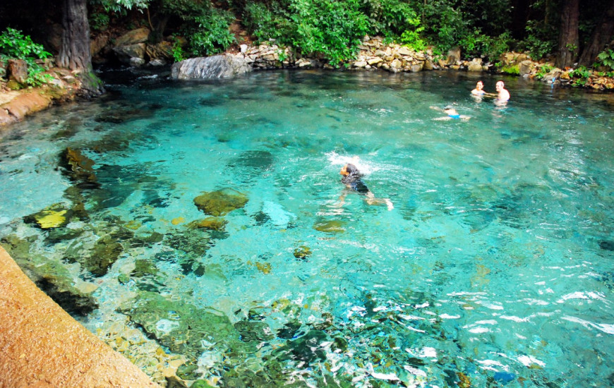 Rio Azuis, é o menor rio do mundo, localizado em Aurora do Tocantins.