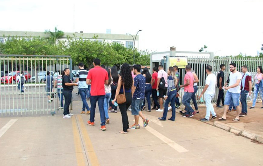 Primeira fase do concurso foi realizada neste domingo