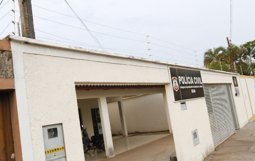 Delegacia de Atendimento à Mulher / Centro de Palmas