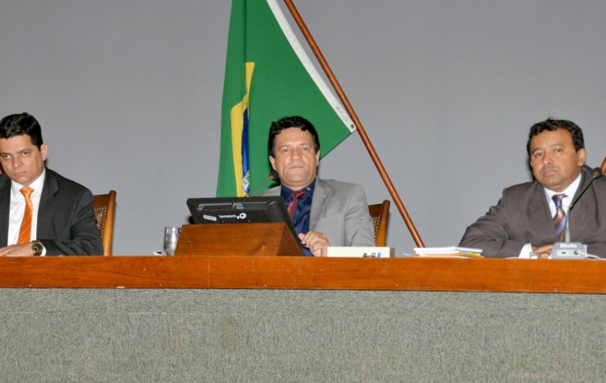 Deputados devem votar pacotaço nesta 3ª