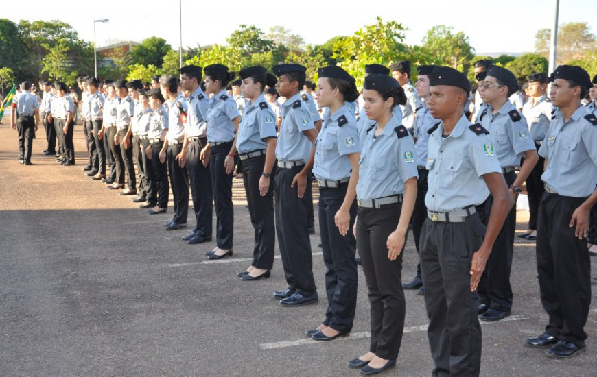 Alunos do Colégio Militar em Palmas