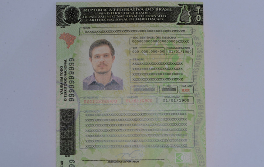 A nova CNH está sendo impressa em papel de segurança especial