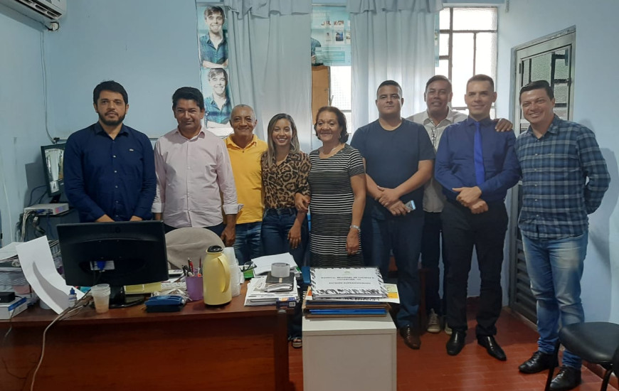 Vereadores em visita ao Hospital Municipal de Colinas