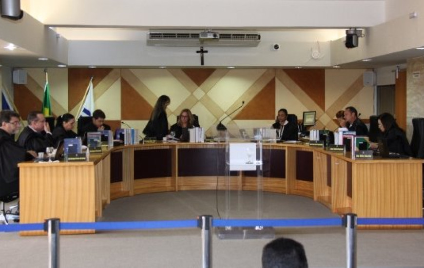 Pleno julga cassação de Miranda e Claudia Lelis