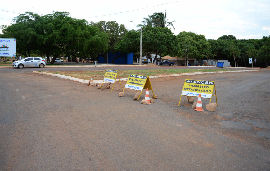 Avenida passa por obras
