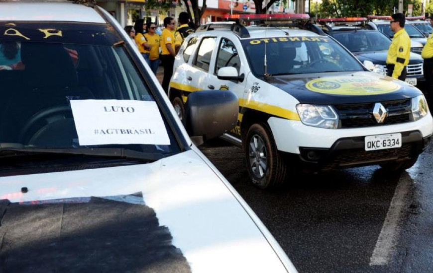 Agentes fazem manifestação no Tocantins